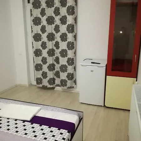 Yraida's House Guest house